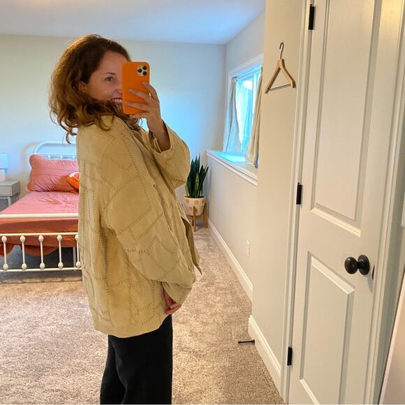 Vintage CJ Banks Tan Neutral Faux Suede Button Up Top 2X - Picture 3 of 10